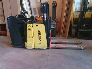 Apilador Eléctrico Hyster