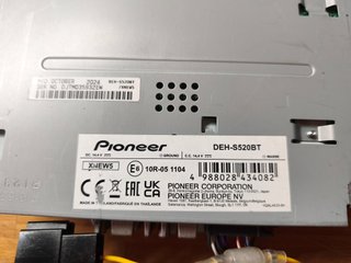 Radio CD Pioneer DEH-S520BT USB Bluetooth