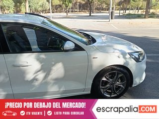 Ford Focus 1.0 Ecoboost MHEV 92kW ST-Line