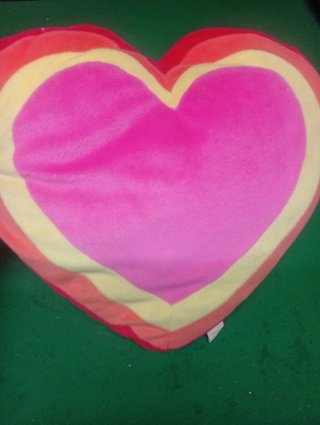 Cojín corazón multicolor