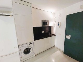 Oficina en alquiler en Virgen del Cortijo - Manoteras en Madrid
