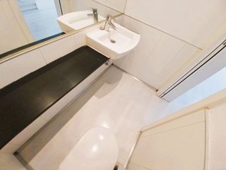 Oficina en alquiler en Virgen del Cortijo - Manoteras en Madrid