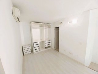 Oficina en alquiler en Virgen del Cortijo - Manoteras en Madrid