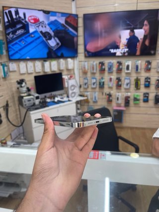 Apple iPhone 13 Pro Max 512GB Plata Semi Nuevo