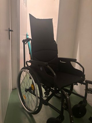 Se vende silla de ruedas