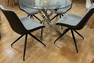 Silla giratoria tapizada gris y negra