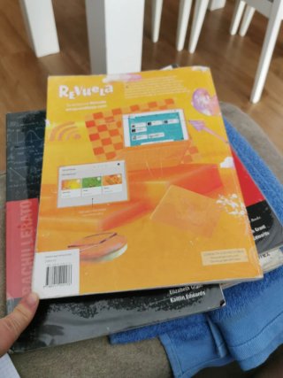 1 Bachillerato, Economía Revuela