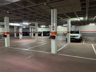 Garaje en venta en Viesques en Gijón