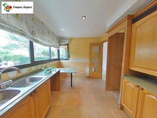 Casa pareada en venta en Begues