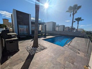 Chalet en venta en Campos de Golf - Villa Martin - Los Dolses en Orihuela