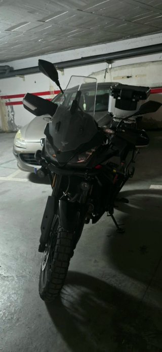 Morini X-Cape 650 Adventure Negra/Plata