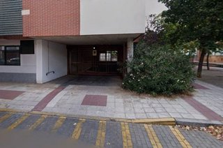 Garaje en alquiler en Las Villas - Sta Ana en Valladolid