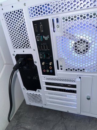 PC Gaming Rx 9060 xt | Ryzen 7 7800x3d | 32GB Ram