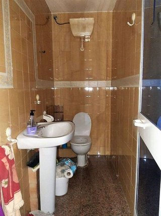 Local comercial en venta en Avda de Madrid - Pº de la Estación en Jaén