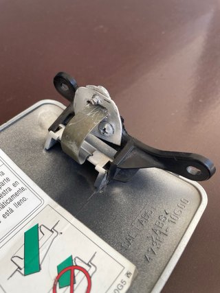 Tapa Depósito Gasolina Suzuki Burgman 650 Plata