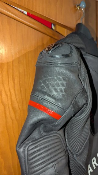 Mono de moto ARMURE Talla 48 Rojo y negro