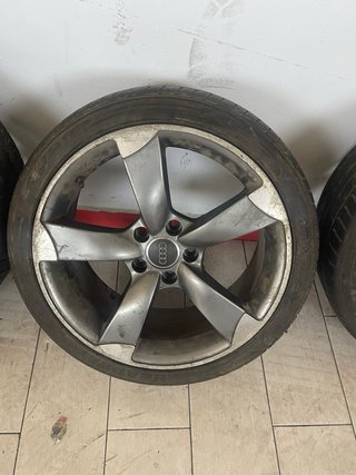 Llantas Audi 17 pulgadas aluminio