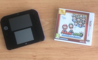 Nintendo 2DS Edición Especial + Juego de Regalo!