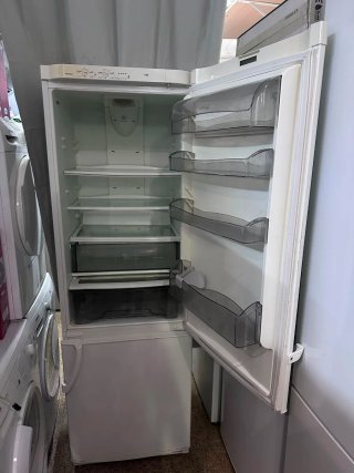 Nevera combi Fagor con garantia transport