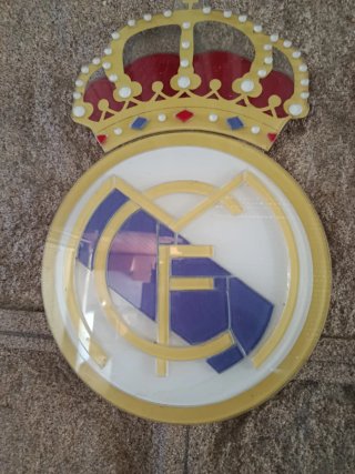 Escudo del Real Madrid en Metacrilato