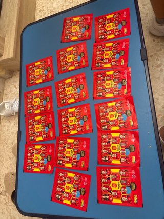 Lote 32 sobres cromos Mundial 2026 reservados