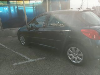 Peugeot 207 2007