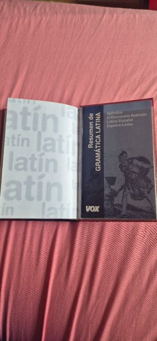 Diccionario Ilustrado Latín.