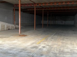 Nave industrial en alquiler en El Valle - Universidad en Jaén