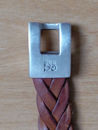 UNODE50 PULSERA CUERO NUEVA, SIN ESTRENAR, MARRÓN.