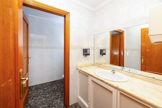 Edificio en venta en Pinos Puente