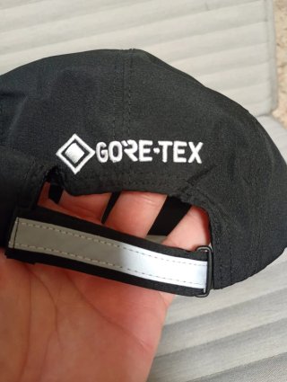 Gorra supreme negra