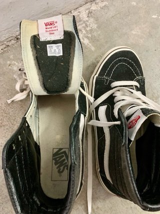 Botas Vans Negras y Blancas