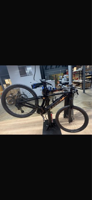 Trek Rail 9.8 GX AXS Gen 4 (M)