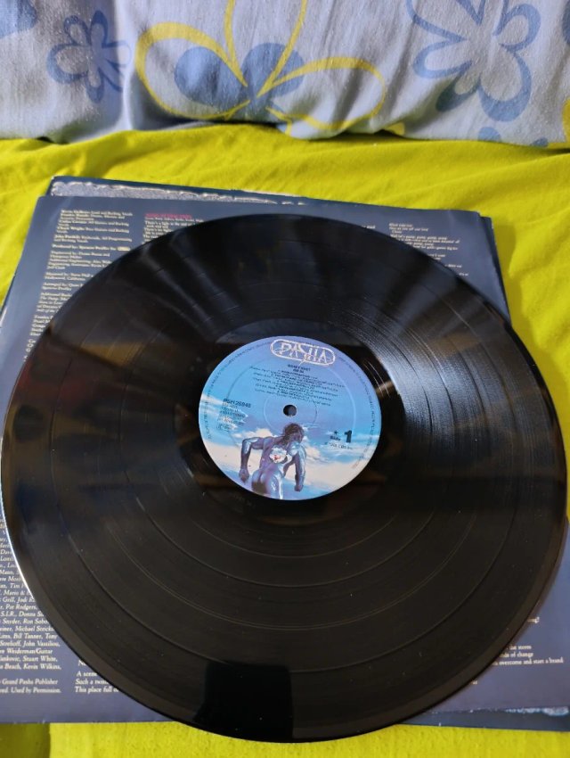 Quiet Riot QR III Vinilo