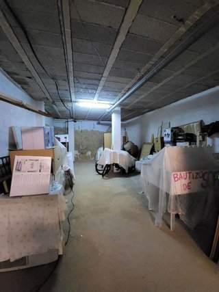 Local comercial en venta en La Paz en Alcalá de Guadaira