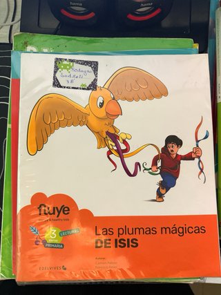 Libros 3 primaria , niña maria