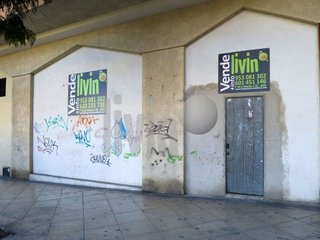 Local comercial en venta en Renfe - Bulevar 1º y 2º Fase en Jaén
