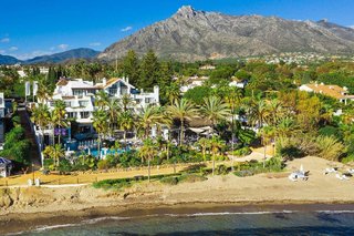 Chalet en alquiler en Los Naranjos - Las Brisas en Marbella