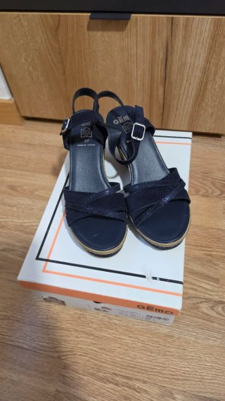 Sandalias de cuña azul marino