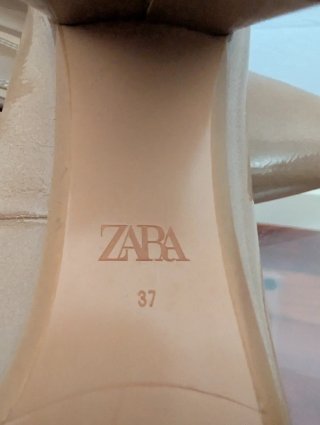Zapatos de salón Zara beige. 37
