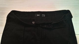 Falda cargo Mango elástica - Talla 38 - Negra