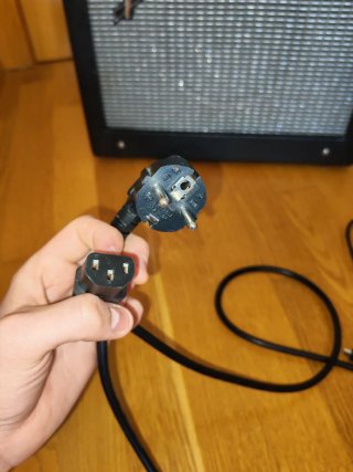 Amplificador Fender Mustang I (V.2)