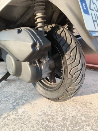 Suzuki burgman 200
