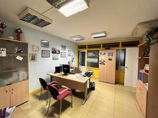 Local comercial en venta en Peñamefecit - Avda Barcelona en Jaén