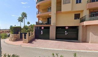 Garaje en venta en Riviera del Sol en Mijas