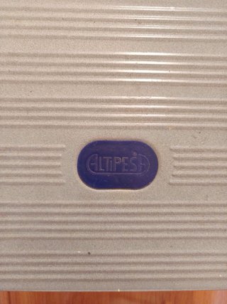 Escalera plegable de aluminio