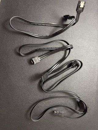 Ventilador pc y diferentes cables para PC de mesa