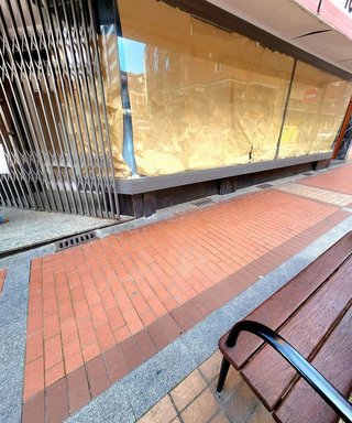 Local comercial en alquiler en Centro - Desierto - Arrontegi en Barakaldo