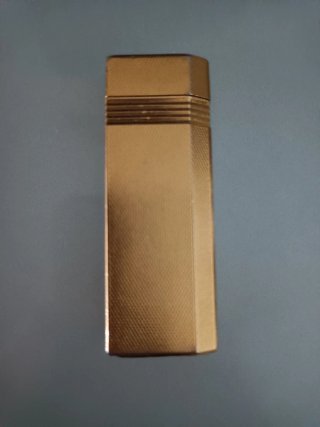 Accendino Cartier placcato in oro