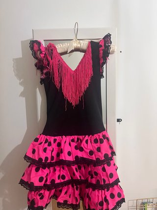 Traje de sevillana  niña 4 -5 años
